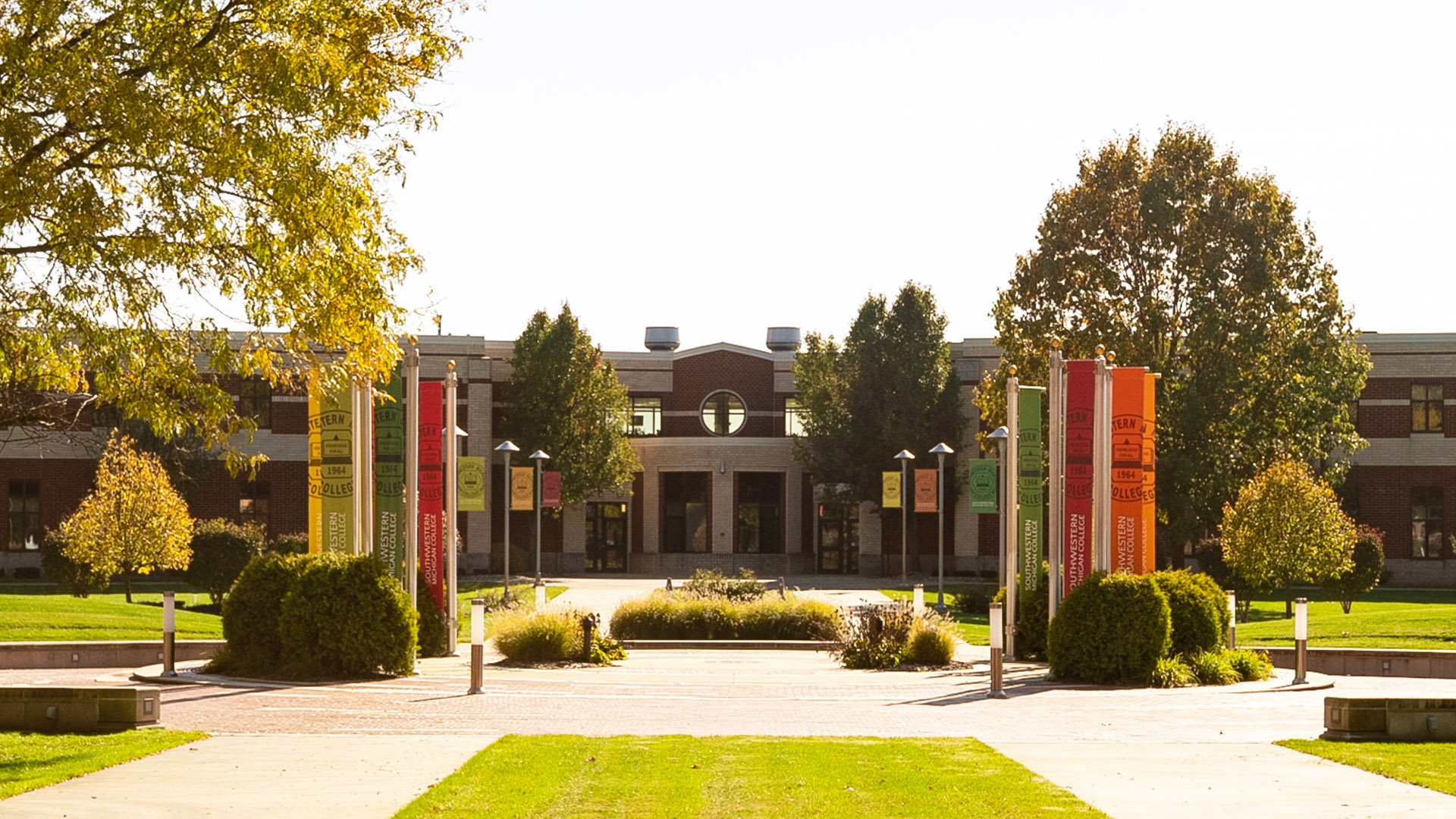 Alumni Plaza at Southwestern Michigan College