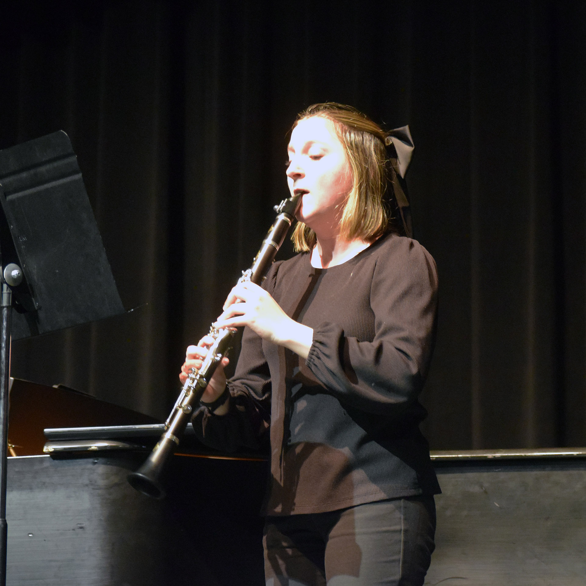 Lauren Lovell, clarinet